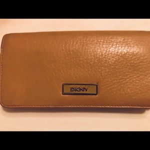 DNKY wallet